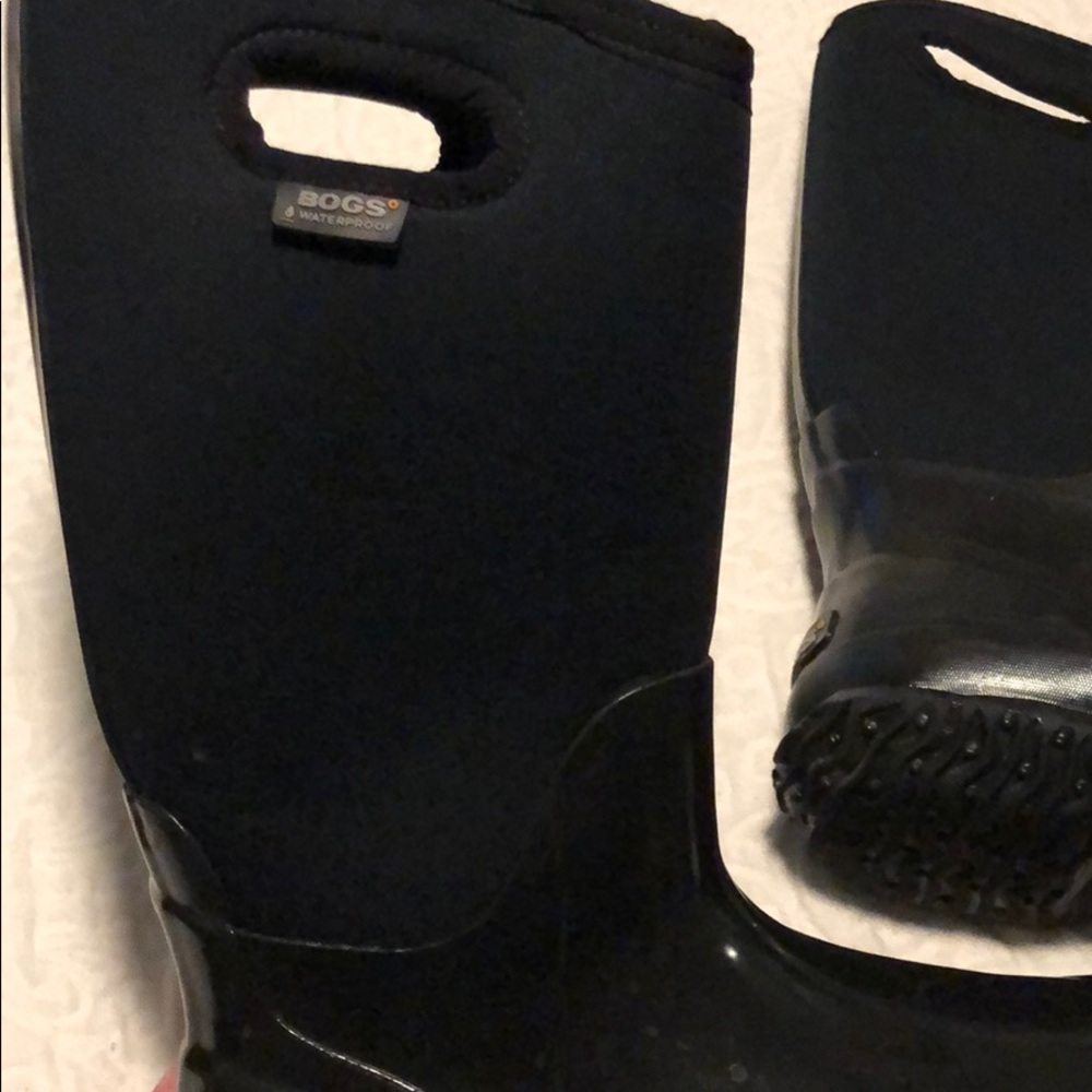 Women’s Size 9 Bogs
